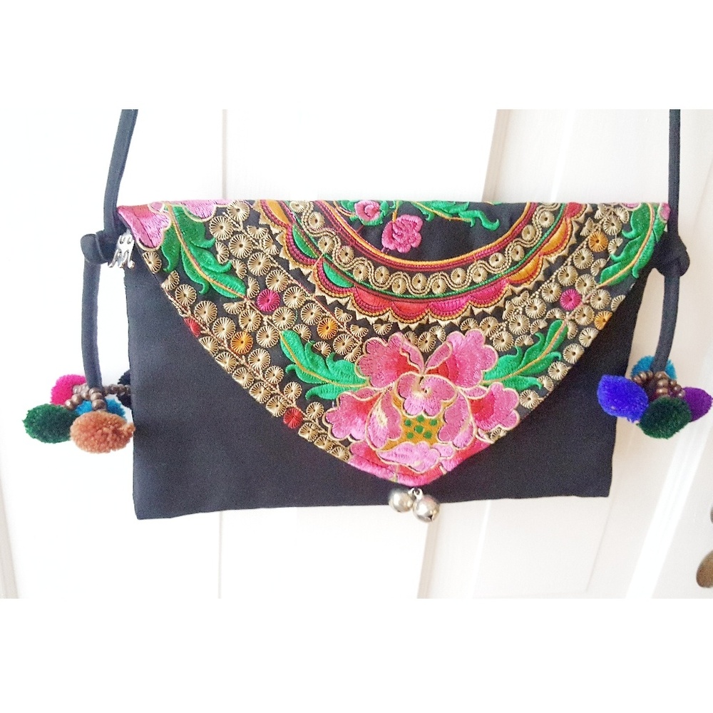 Boho Embroidery Crossbody Bag - Clutch